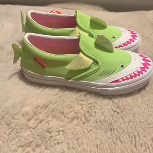 girls VANS